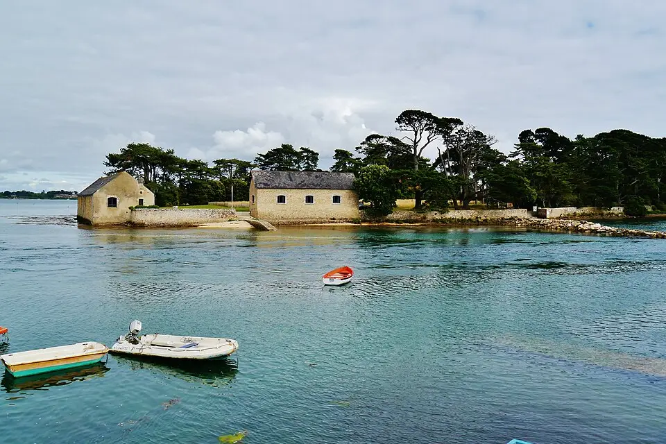 Stimmungsvolle Reiseansicht aus Bretagne für Kurzreise Bretagne mit dem Bus – Reiseguide
