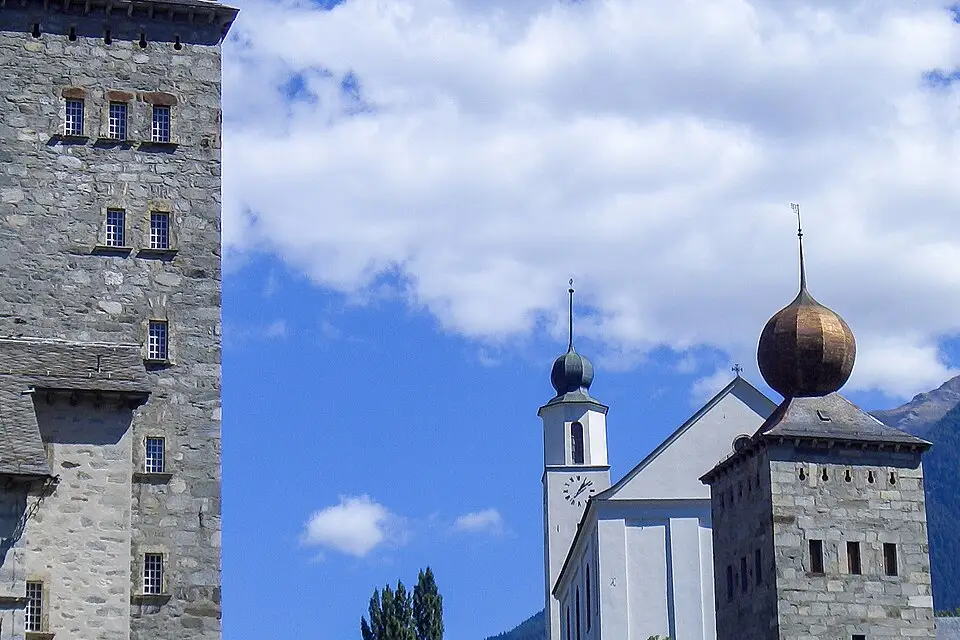 Stimmungsvolle Reiseansicht aus Wallis für Busreise Wallis mit Rollator – ehrlich eingeordnet