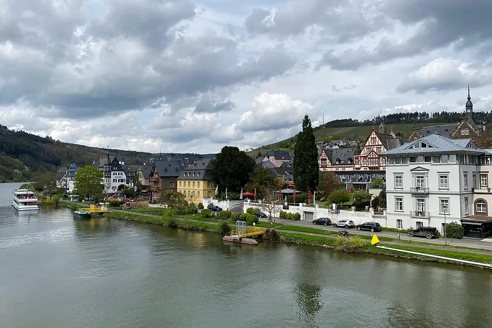 Landschaft und Sehenswürdigkeiten in Mosel für Singlereise Mosel mit dem Bus – Reisecheck