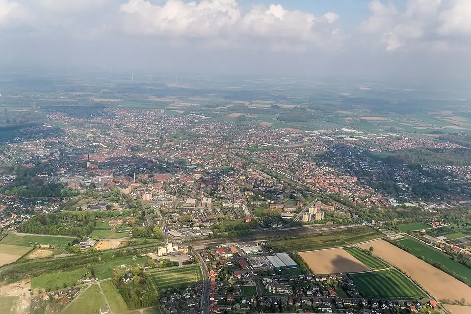 Stimmungsvolle Reiseansicht aus Hamburg für Günstige Busreise Hamburg – Reisecheck
