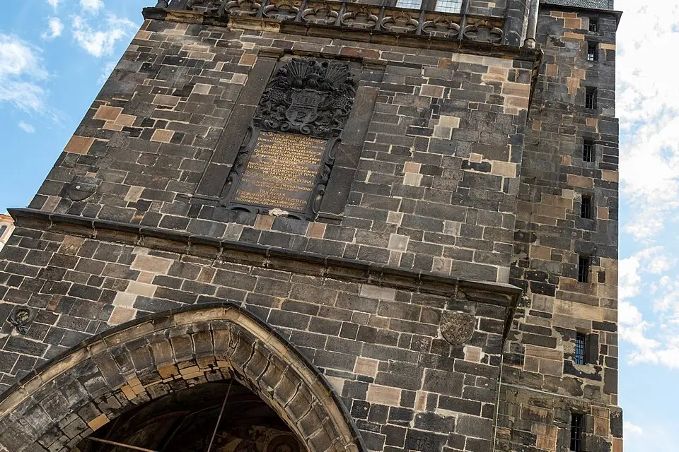 Stimmungsvolle Reiseansicht aus Prag für Beste Reisezeit für eine Busreise Prag – Tipps zur Auswahl