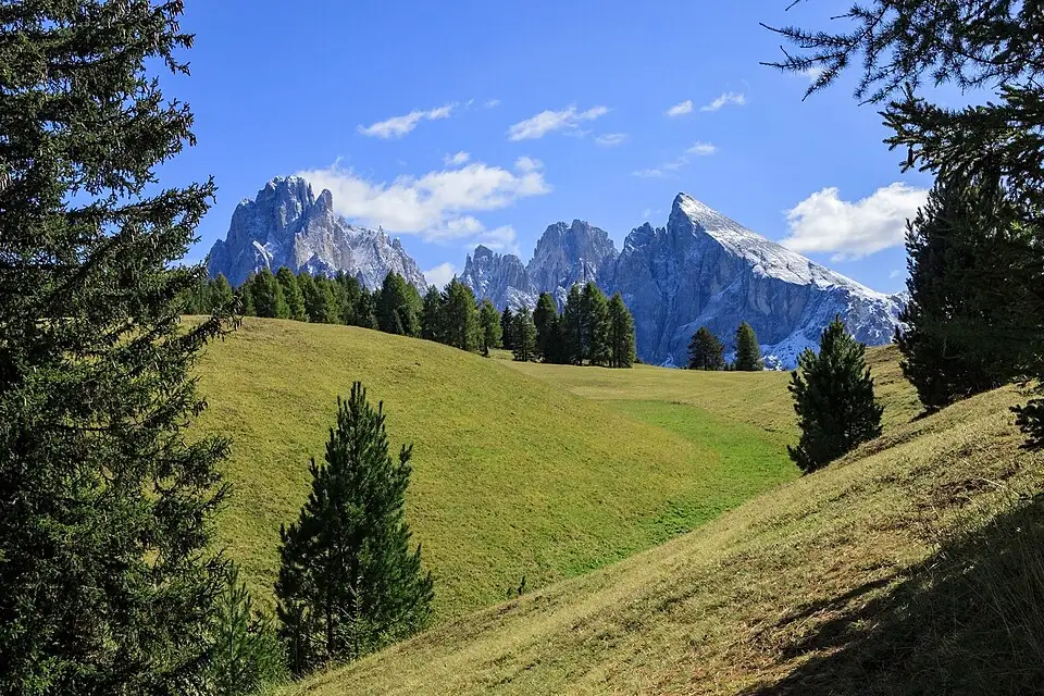 Stimmungsvolle Reiseansicht aus Südtirol für Standortreise Südtirol mit dem Bus – Reiseguide