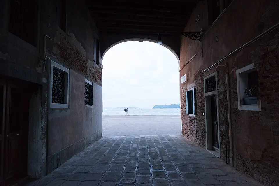 Authentischer Reisemoment in Venedig – passend zu Busreise Venedig mit viel Freizeit – Dauer & Komfort