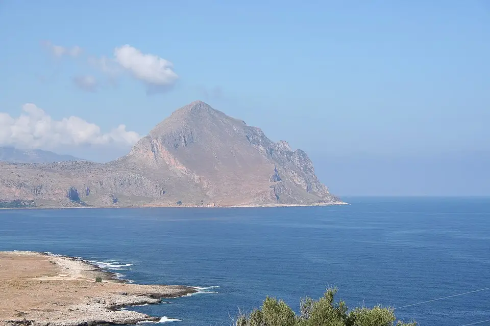 Landschaft und Sehenswürdigkeiten in Sizilien für Naturreise Sizilien mit dem Bus – Tipps zur Auswahl