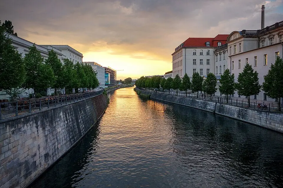Landschaft und Sehenswürdigkeiten in Berlin für Erlebnisreise Berlin mit dem Bus – ehrlich eingeordnet