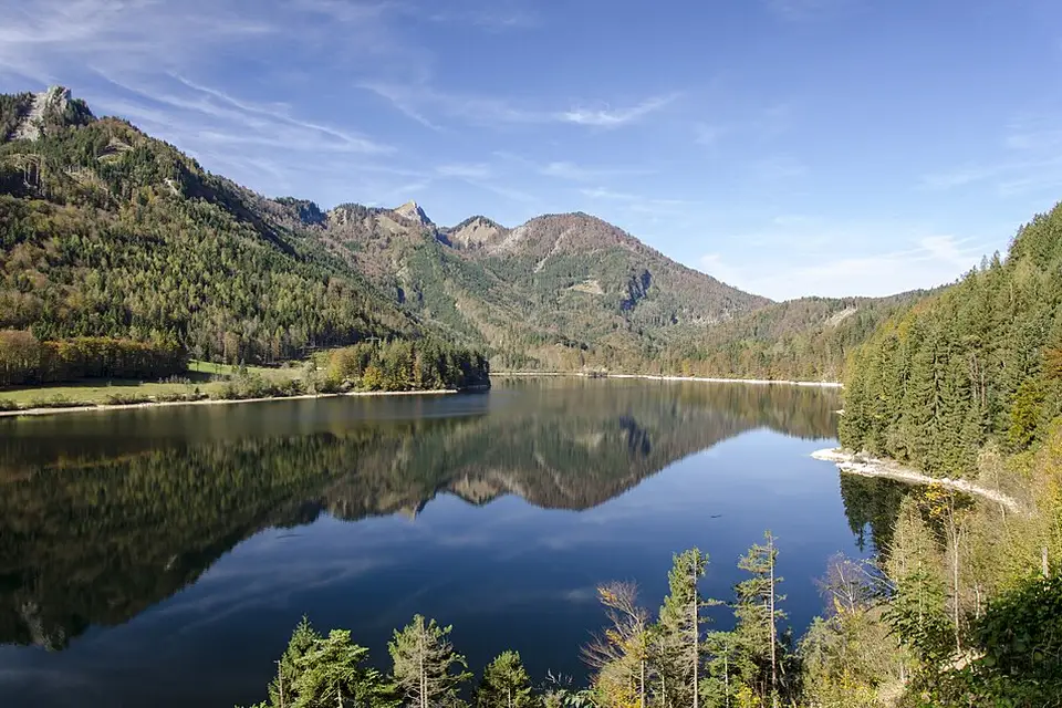 Authentischer Reisemoment in Salzkammergut – passend zu Busreise Salzkammergut ab München – Tipps zur Auswahl