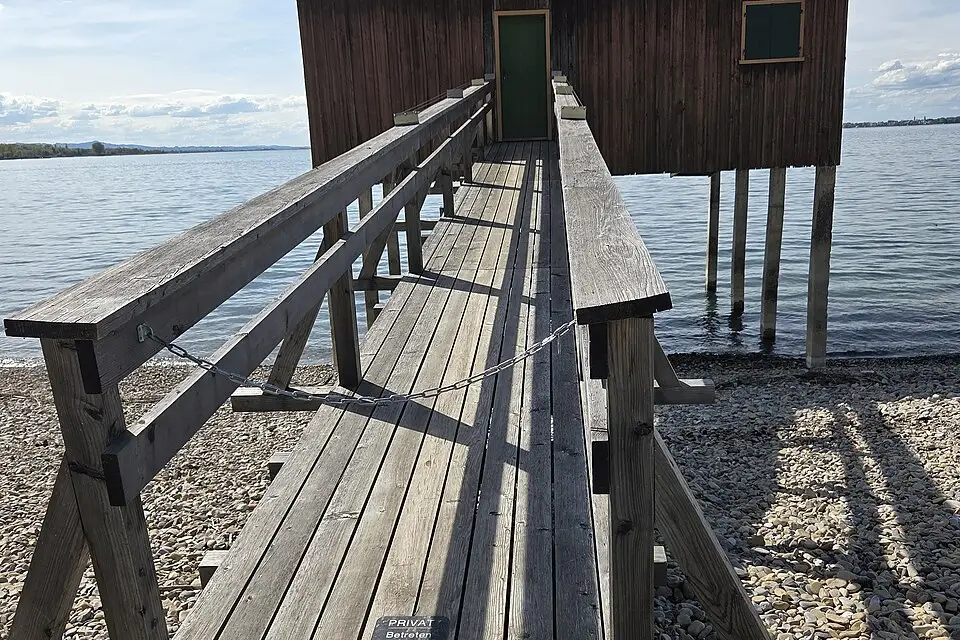 Stimmungsvolle Reiseansicht aus Bodensee für Adventsreise Bodensee mit dem Bus – Dauer & Komfort