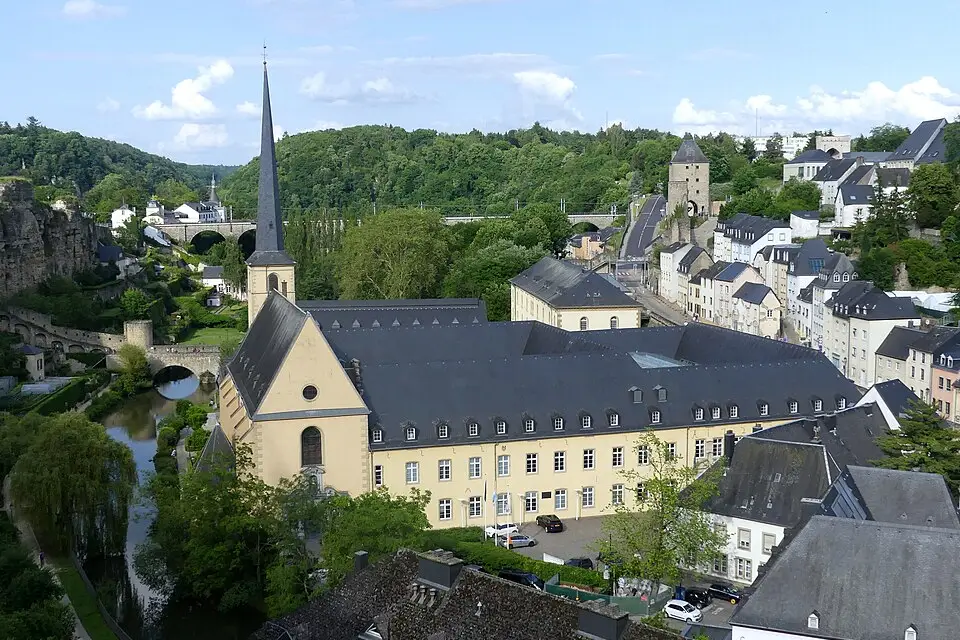 Landschaft und Sehenswürdigkeiten in Luxemburg für Panoramareise Luxemburg mit dem Bus – Reiseguide