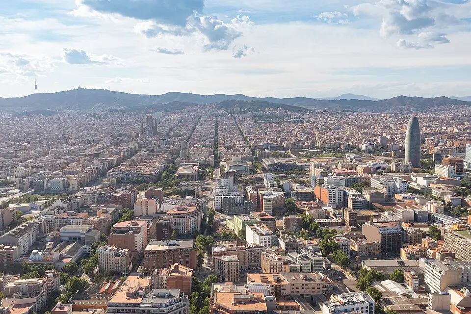 Stimmungsvolle Reiseansicht aus Barcelona für Busreise Barcelona ab Stuttgart – Reiseguide