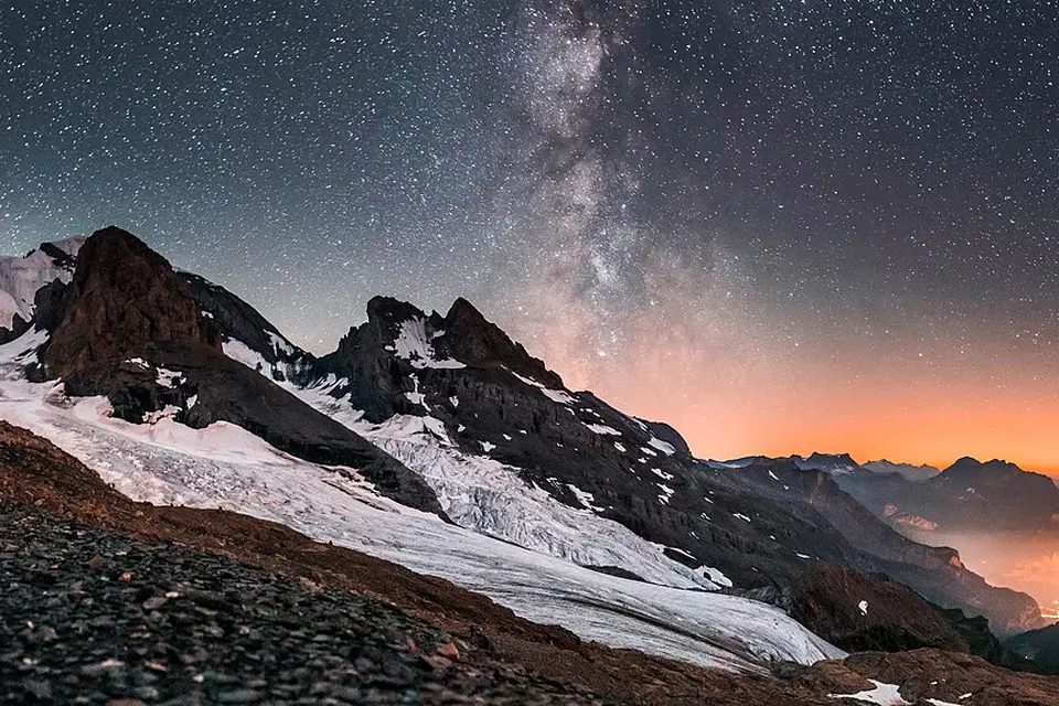 Authentischer Reisemoment in Berner Oberland – passend zu Busreise Berner Oberland mit viel Freizeit – Tipps zur Auswahl