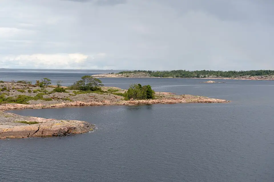 Stimmungsvolle Reiseansicht aus Finnland für Singlereise Finnland mit dem Bus – Tipps zur Auswahl