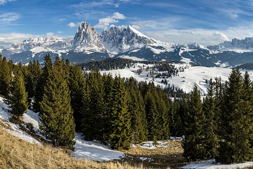 Stimmungsvolle Reiseansicht aus Südtirol für Vereinsreise Südtirol mit dem Bus – Reisecheck