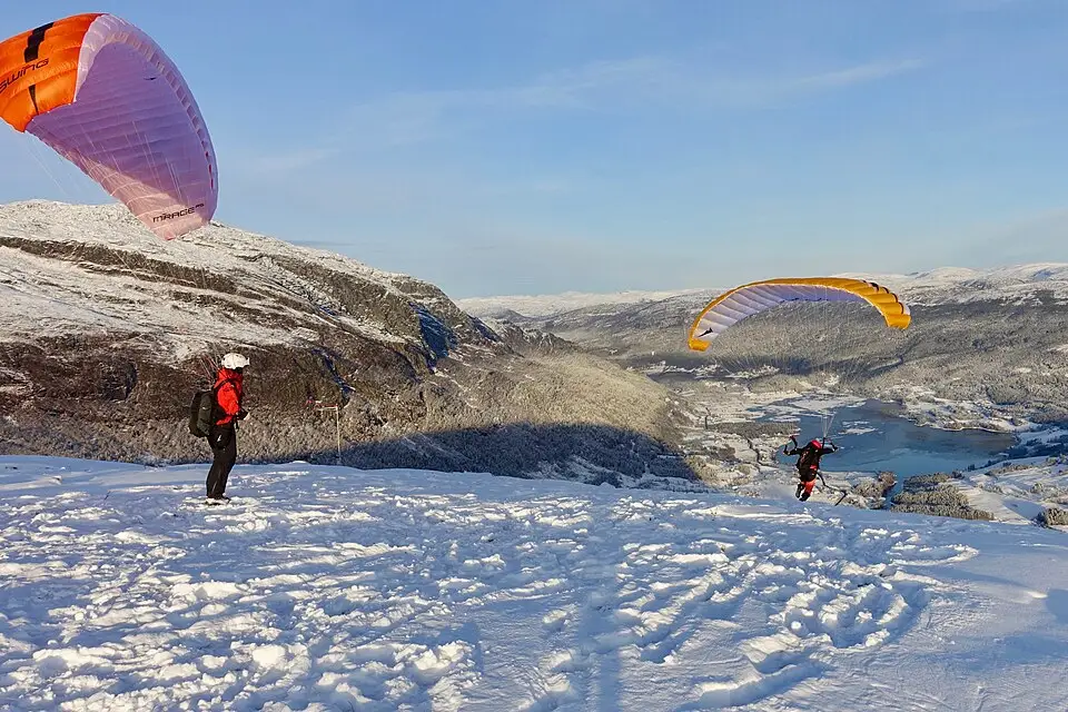 Authentischer Reisemoment in Norwegische Fjorde – passend zu Weihnachtsreise Norwegische Fjorde mit dem Bus – Reiseguide