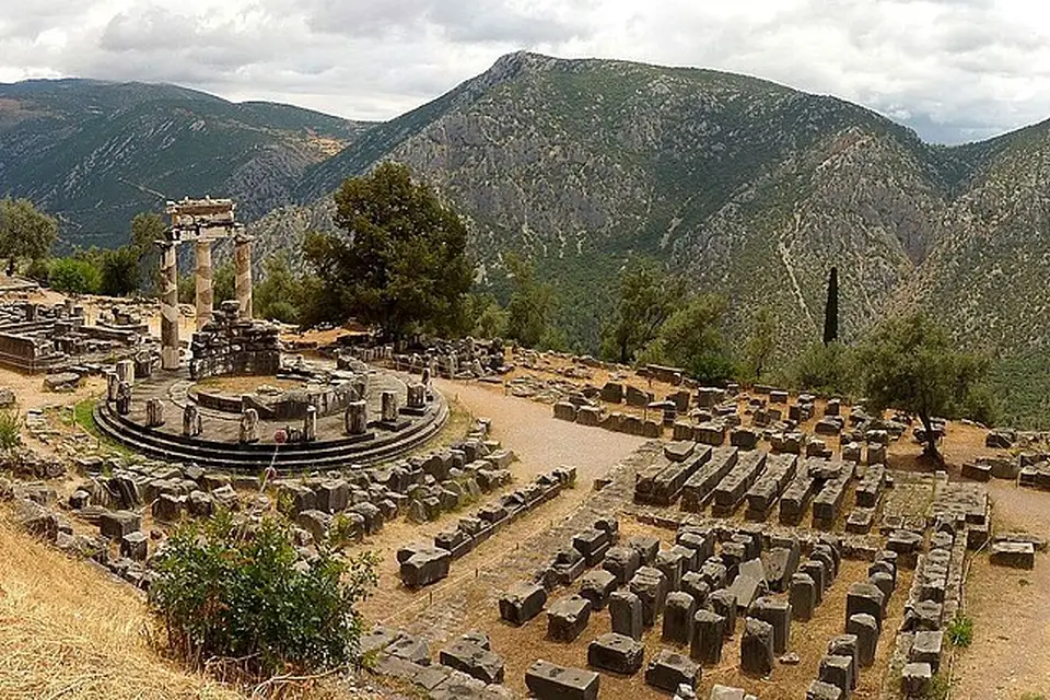 Authentischer Reisemoment in griechischem Festland – passend zu Busreise Griechisches Festland ab NRW – Reiseguide