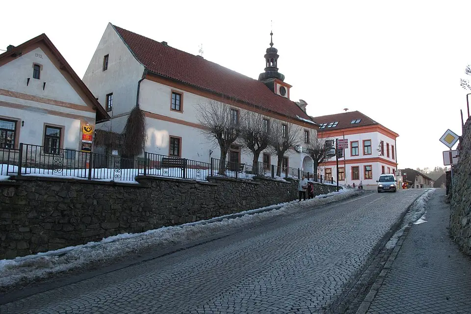 Landschaft und Sehenswürdigkeiten in Prag für Busreise Prag in kleiner Gruppe – Tipps zur Auswahl