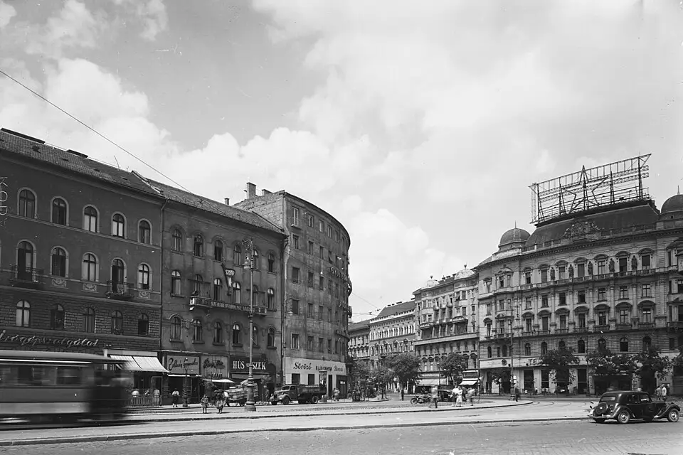 Landschaft und Sehenswürdigkeiten in Budapest für Erlebnisreise Budapest mit dem Bus – Dauer & Komfort