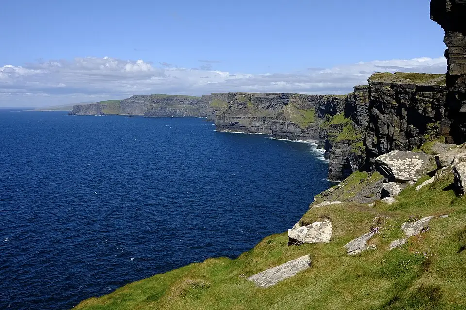 Authentischer Reisemoment in Irland – passend zu Naturreise Irland mit dem Bus – Tipps zur Auswahl