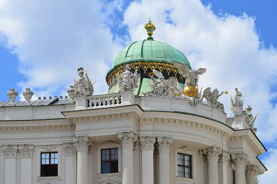 Authentischer Reisemoment in Wien – passend zu Beste Reisezeit für eine Busreise Wien – Tipps zur Auswahl