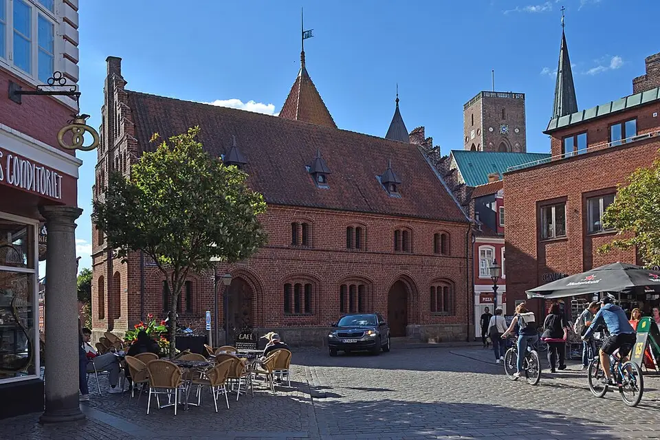 Landschaft und Sehenswürdigkeiten in Dänemark für Busreise Dänemark in kleiner Gruppe – Reiseguide