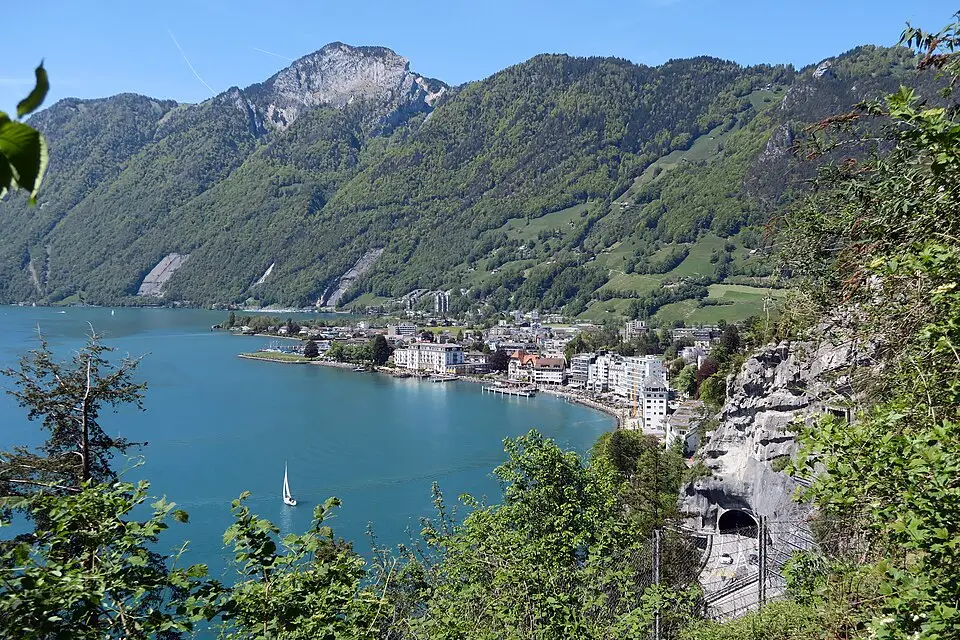 Authentischer Reisemoment in Vierwaldstättersee – passend zu Rundreise Vierwaldstättersee mit dem Bus – Route & Leistungen