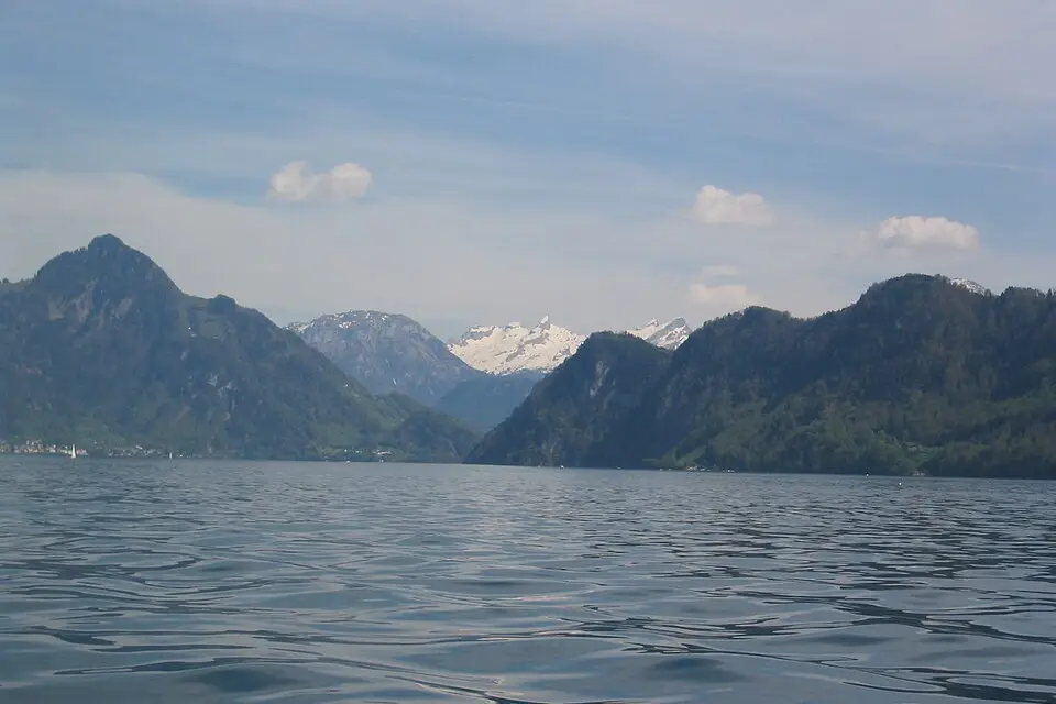 Landschaft und Sehenswürdigkeiten in Vierwaldstättersee für Busreise Vierwaldstättersee für Alleinreisende – Reiseguide