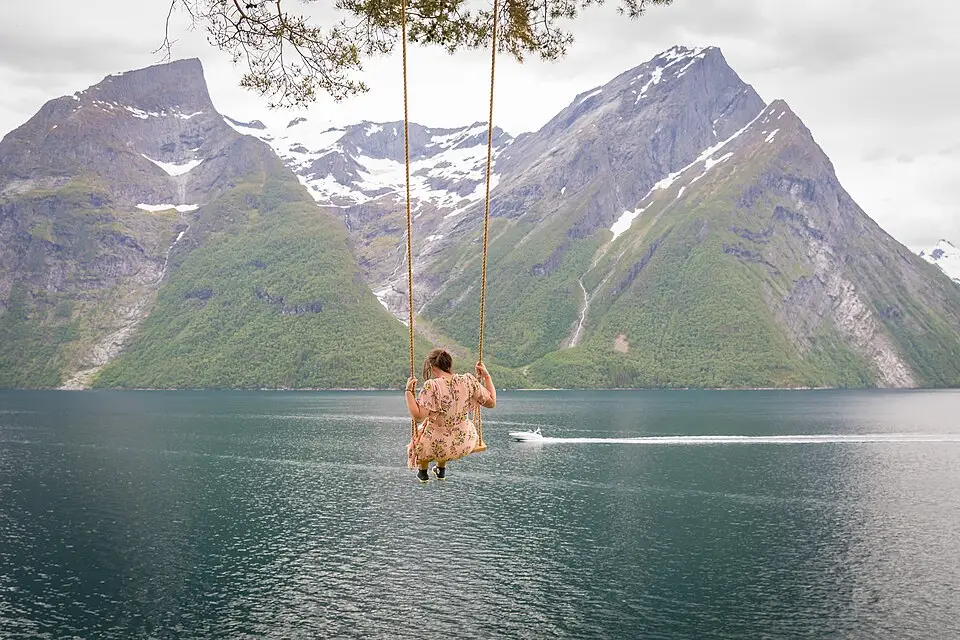 Authentischer Reisemoment in Norwegische Fjorde – passend zu Gruppenreise Norwegische Fjorde mit dem Bus – Dauer & Komfort