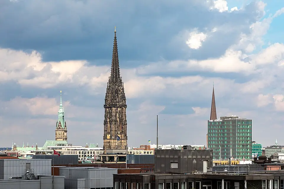 Landschaft und Sehenswürdigkeiten in Hamburg für Kurzreise Hamburg mit dem Bus – Dauer & Komfort