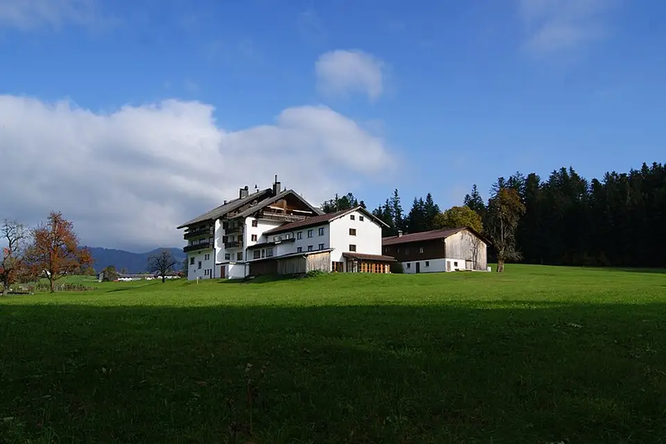 Stimmungsvolle Reiseansicht aus Vorarlberg für Busreise Vorarlberg ohne Nachtfahrt – Reiseguide