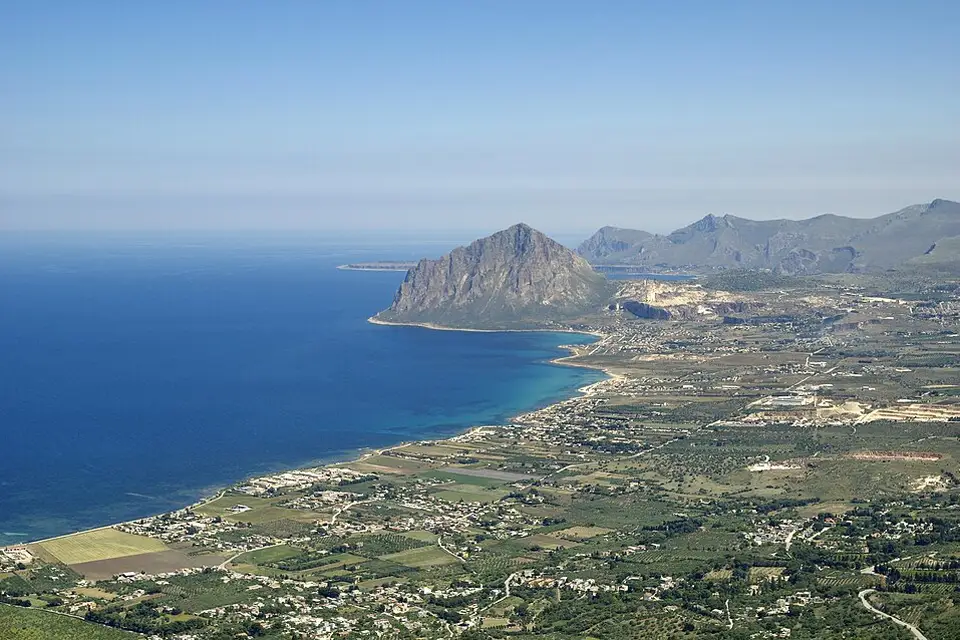Landschaft und Sehenswürdigkeiten in Sizilien für Busreise Sizilien mit Reiseleitung – Dauer & Komfort