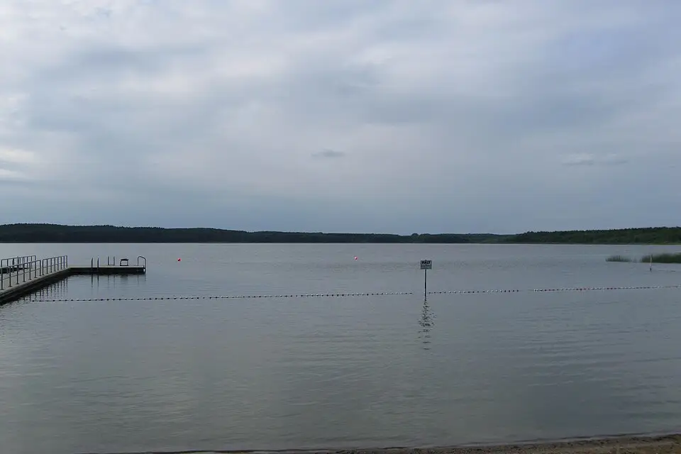 Landschaft und Sehenswürdigkeiten in Mecklenburgischen Seenplatte für Kulturreise Mecklenburgische Seenplatte mit dem Bus – Reisecheck