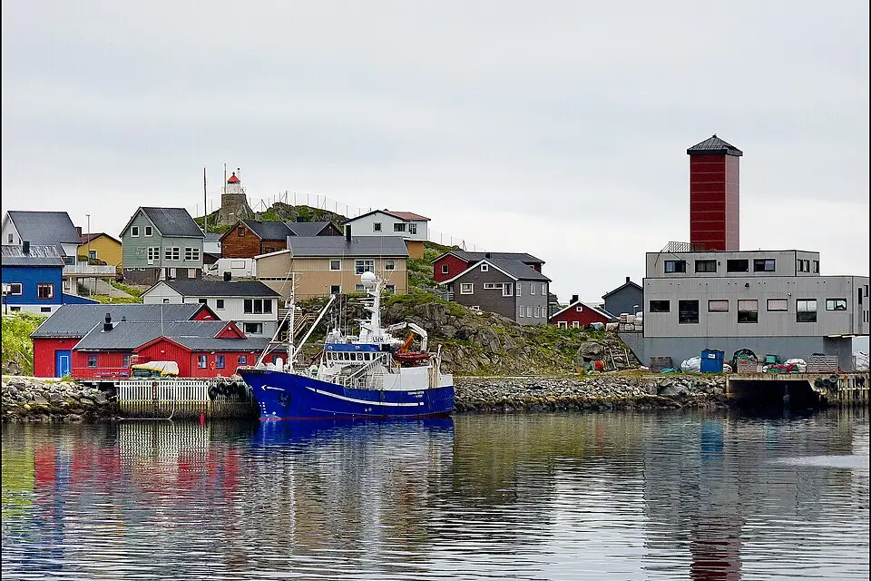 Stimmungsvolle Reiseansicht aus Nordkap für Kulturreise Nordkap mit dem Bus – Reiseguide