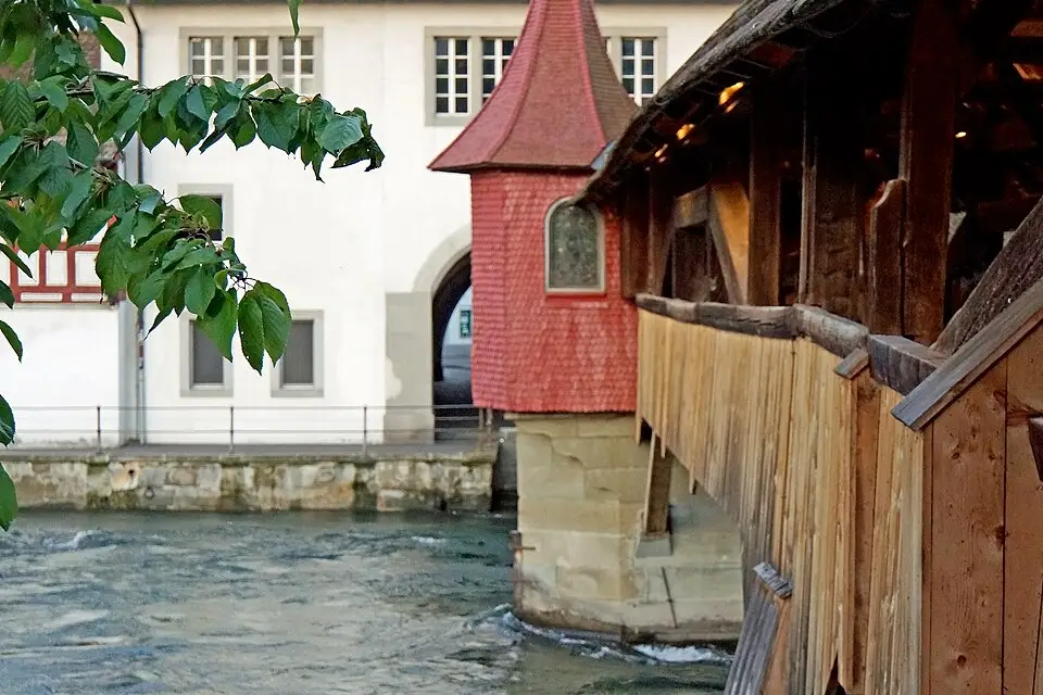 Authentischer Reisemoment in Vierwaldstättersee – passend zu Wellnessreise Vierwaldstättersee mit dem Bus – Tipps zur Auswahl
