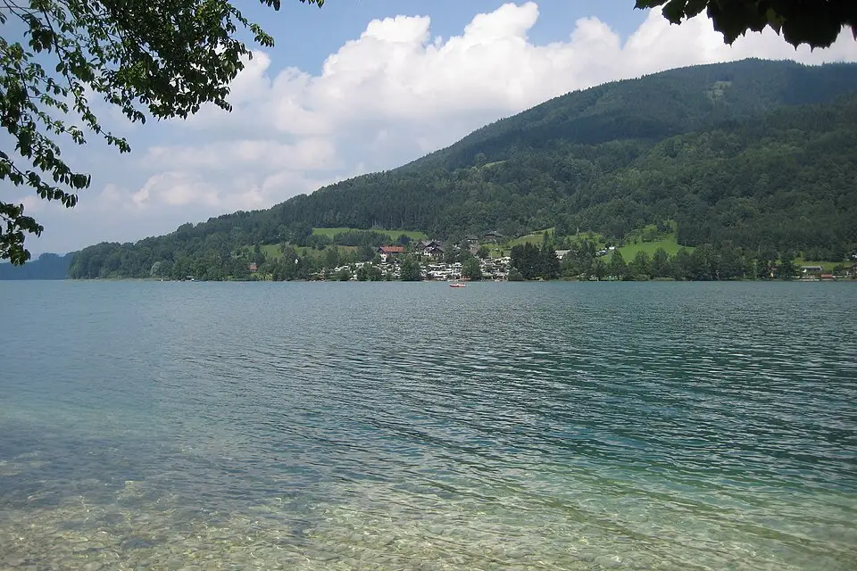 Stimmungsvolle Reiseansicht aus Salzkammergut für Busreise Salzkammergut mit wenig Gehstrecke – Reiseguide