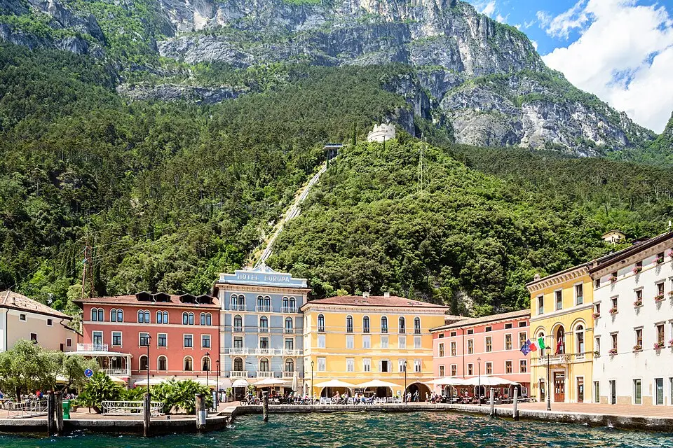 Authentischer Reisemoment in Gardasee – passend zu Premium Busreise Gardasee – Reisecheck