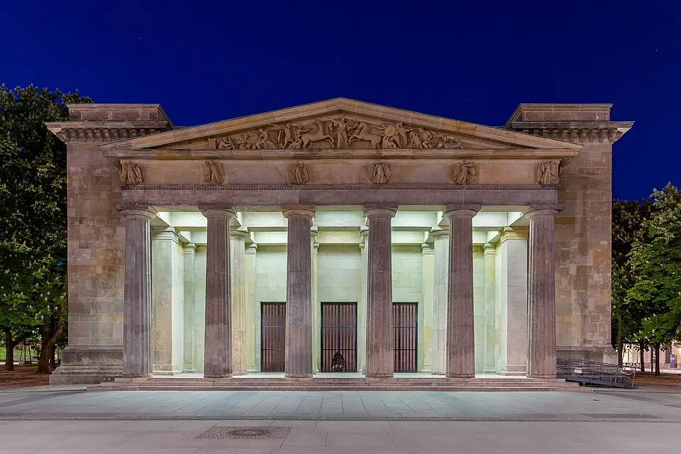 Authentischer Reisemoment in Berlin – passend zu Barrierearme Busreise Berlin – Reisecheck