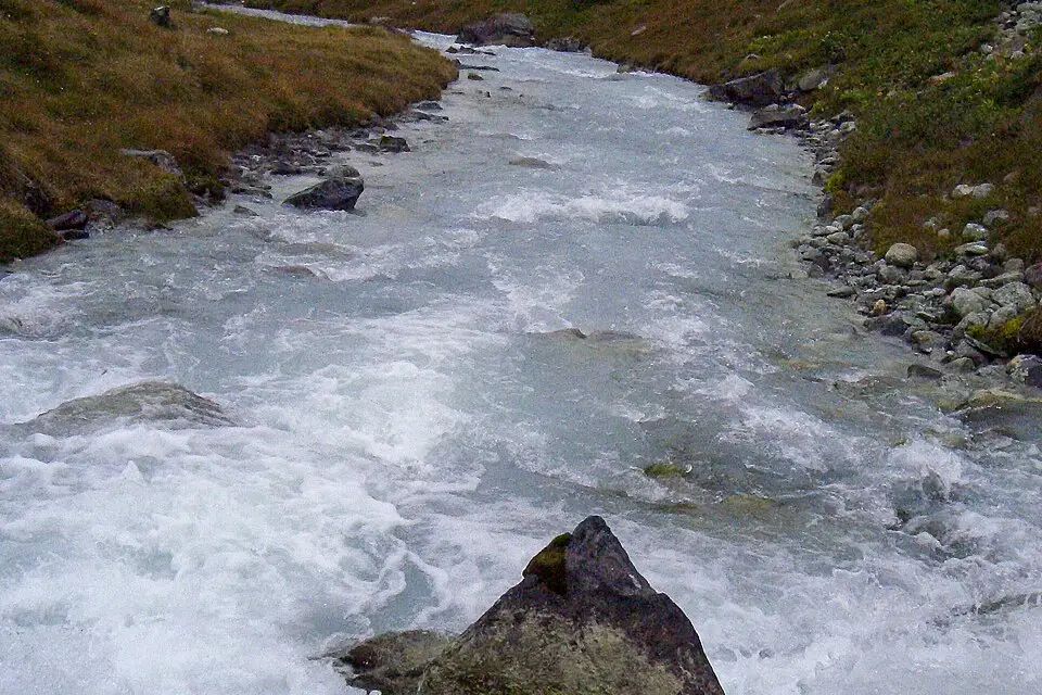 Landschaft und Sehenswürdigkeiten in Wallis für Busreise Wallis – Dauer & Komfort