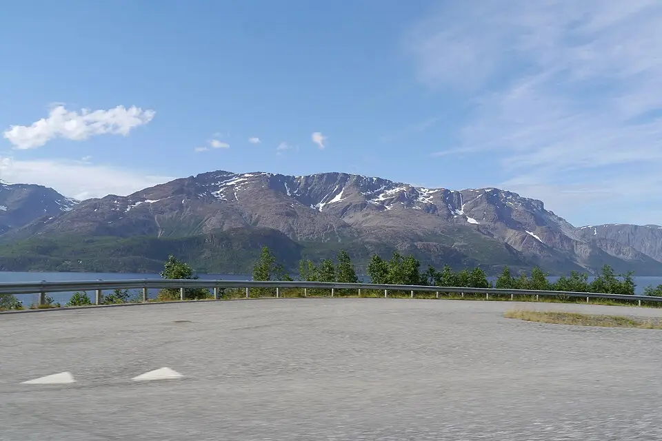 Stimmungsvolle Reiseansicht aus Nordkap für Premium Busreise Nordkap – Reisecheck