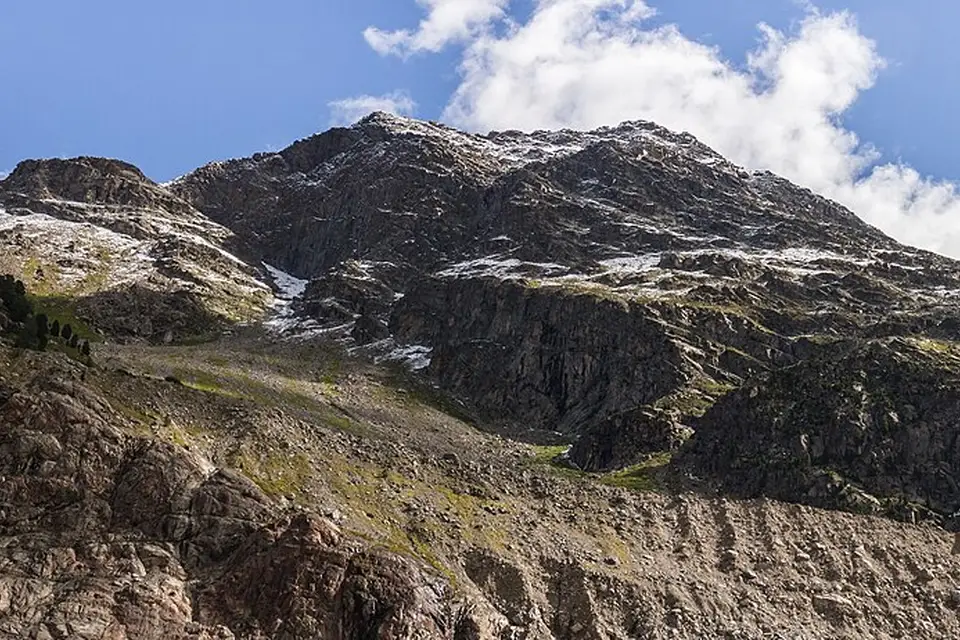 Authentischer Reisemoment in Engadin – passend zu Busreise Engadin mit wenig Gehstrecke – Reisecheck