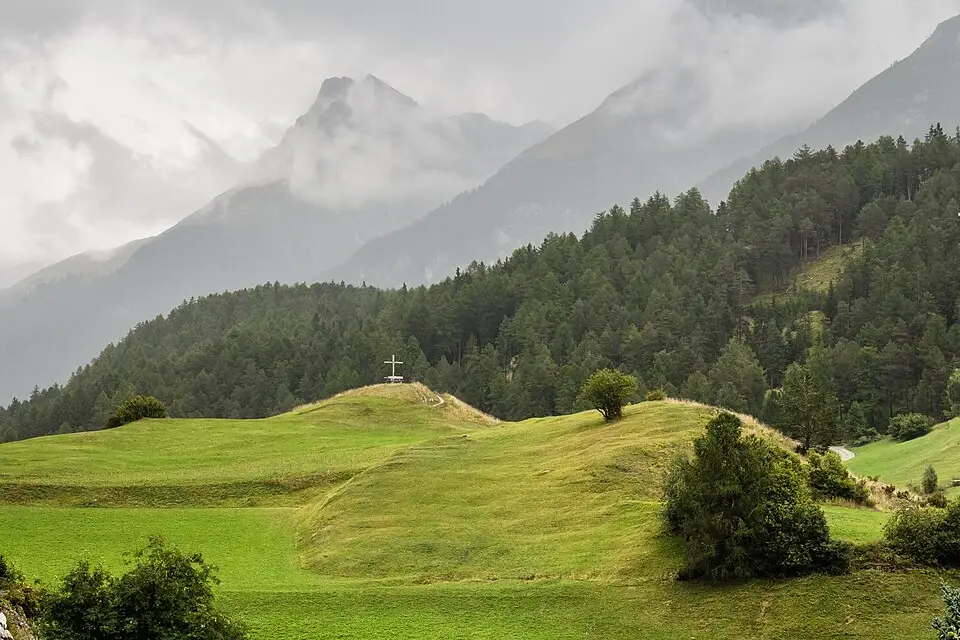 Authentischer Reisemoment in Engadin – passend zu Busreise Engadin für Familien – Tipps zur Auswahl