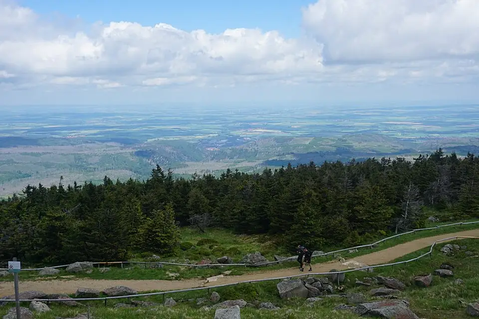 Landschaft und Sehenswürdigkeiten in Harz für Busreise Harz für Senioren mit Haustürabholung – Dauer & Komfort