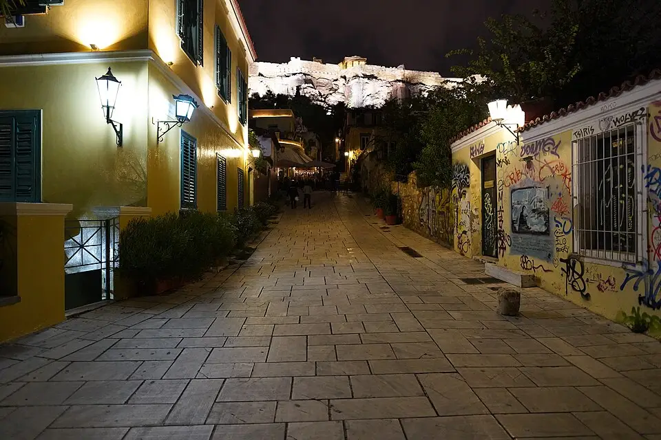 Authentischer Reisemoment in Athen – passend zu Busreise Athen übers Wochenende – Reiseguide