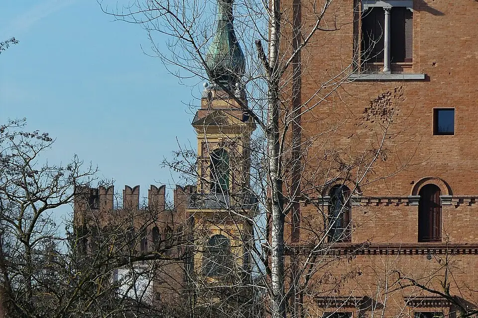 Landschaft und Sehenswürdigkeiten in Emilia Romagna für Busreise Emilia-Romagna mit Haustürabholung – ehrlich eingeordnet