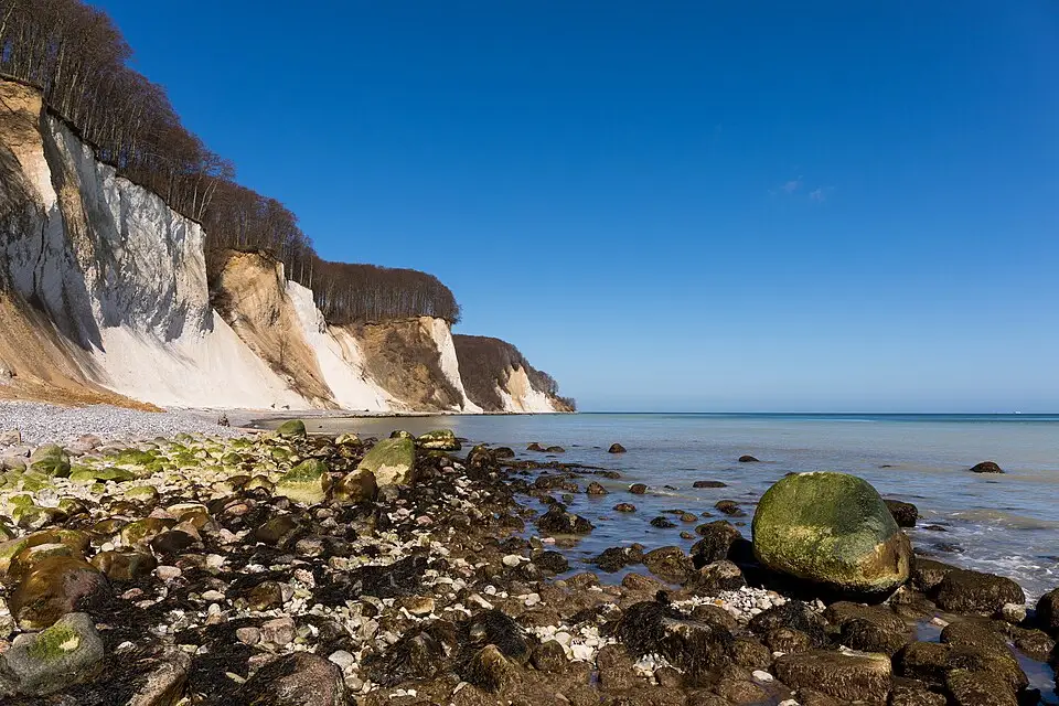 Stimmungsvolle Reiseansicht aus Rügen für Kulturreise Rügen mit dem Bus – Reiseguide