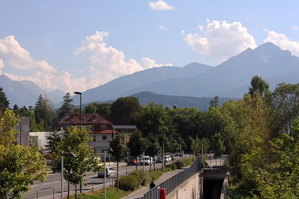 Landschaft und Sehenswürdigkeiten in Tirol für Busreise Tirol ab Berlin – Tipps zur Auswahl