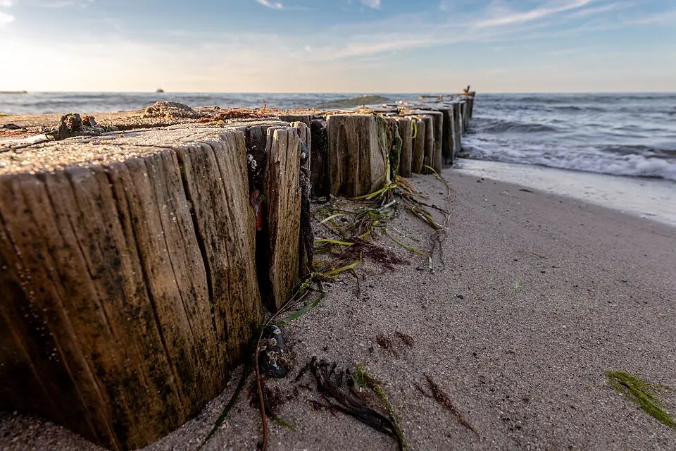 Stimmungsvolle Reiseansicht aus Nordsee für Busreise Nordsee mit Halbpension – Reiseguide