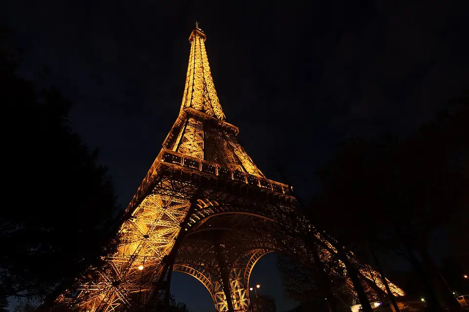 Authentischer Reisemoment in Paris – passend zu Wellnessreise Paris mit dem Bus – Reiseguide