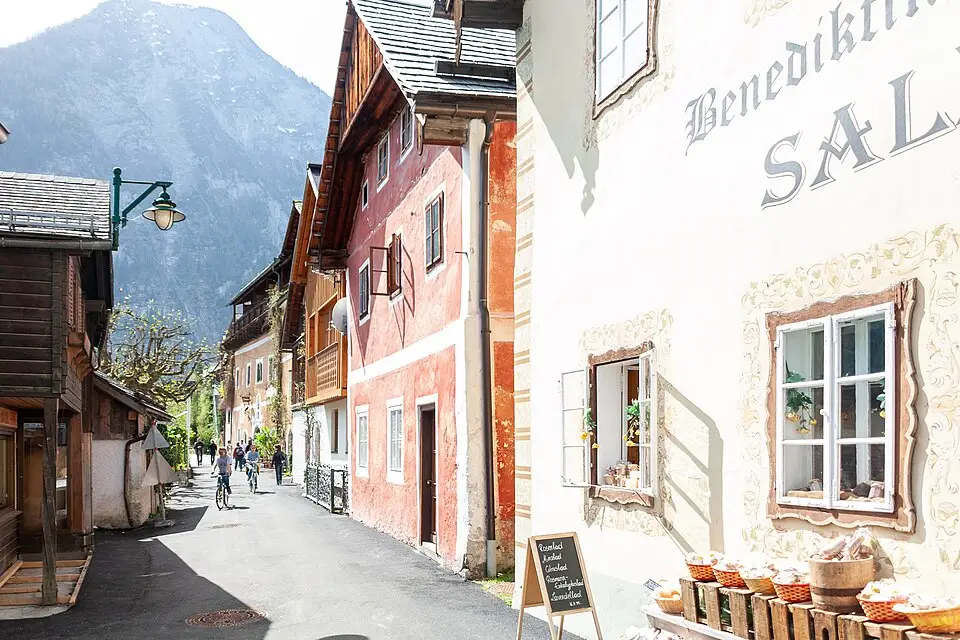 Stimmungsvolle Reiseansicht aus Salzkammergut für Gruppenreise Salzkammergut mit dem Bus – Reiseguide