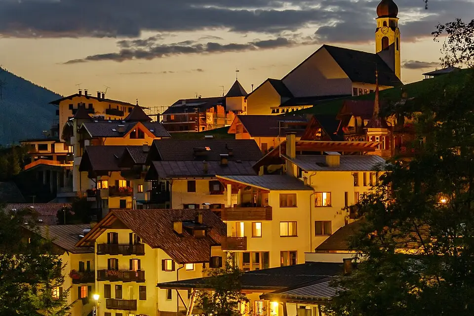 Landschaft und Sehenswürdigkeiten in Südtirol für Busreise Südtirol – Route & Leistungen