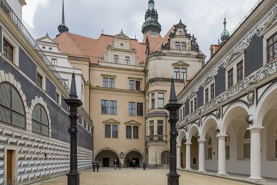 Authentischer Reisemoment in Dresden – passend zu Busreise Dresden ab Hamburg – Reisecheck
