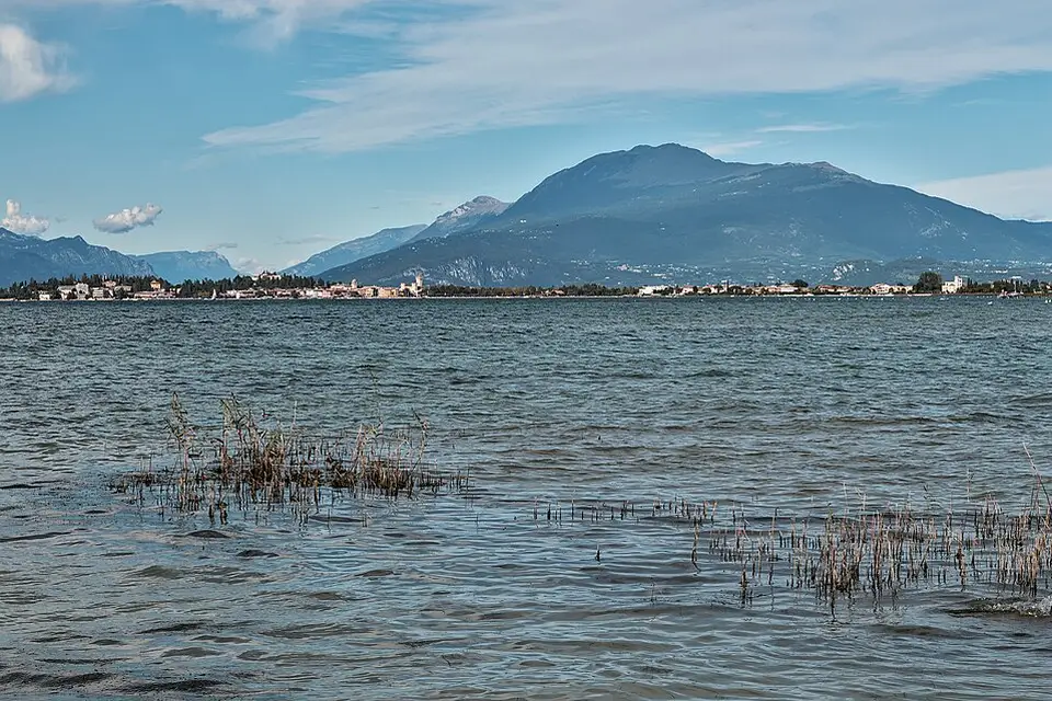 Landschaft und Sehenswürdigkeiten in Gardasee für Kulturreise Gardasee mit dem Bus – Reiseguide